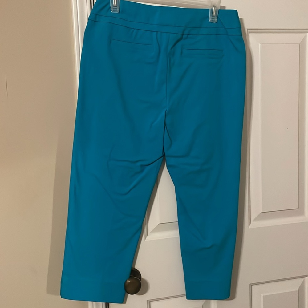 Turquoise capris - Picture 2 of 4